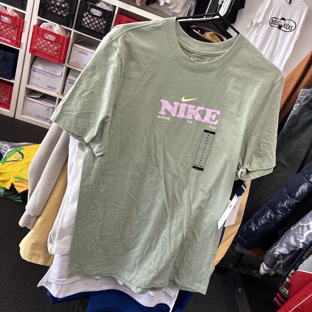 Nike Men's Blue Graphic Logo Tee Crew Neck Short Sleeve Regular SZ SM IM3857-464